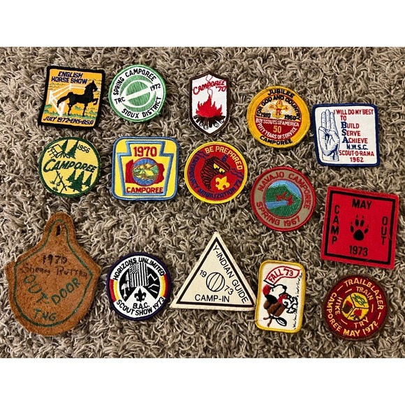 Vintage Boy Account Lot 1950-1970's 130+ Patches, Pins, Buckle, Scarf Clip - Picture 7 of 10